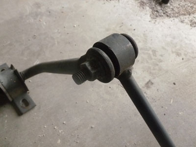 1998 Ford Expedition XLT - Rear Sway Stabilizer Bar4